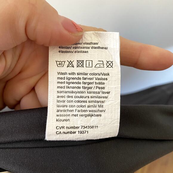 Girlfriend Collective Compressive High Rise 7/8 Leggings in Moon 3XL - Picture 5 of 6